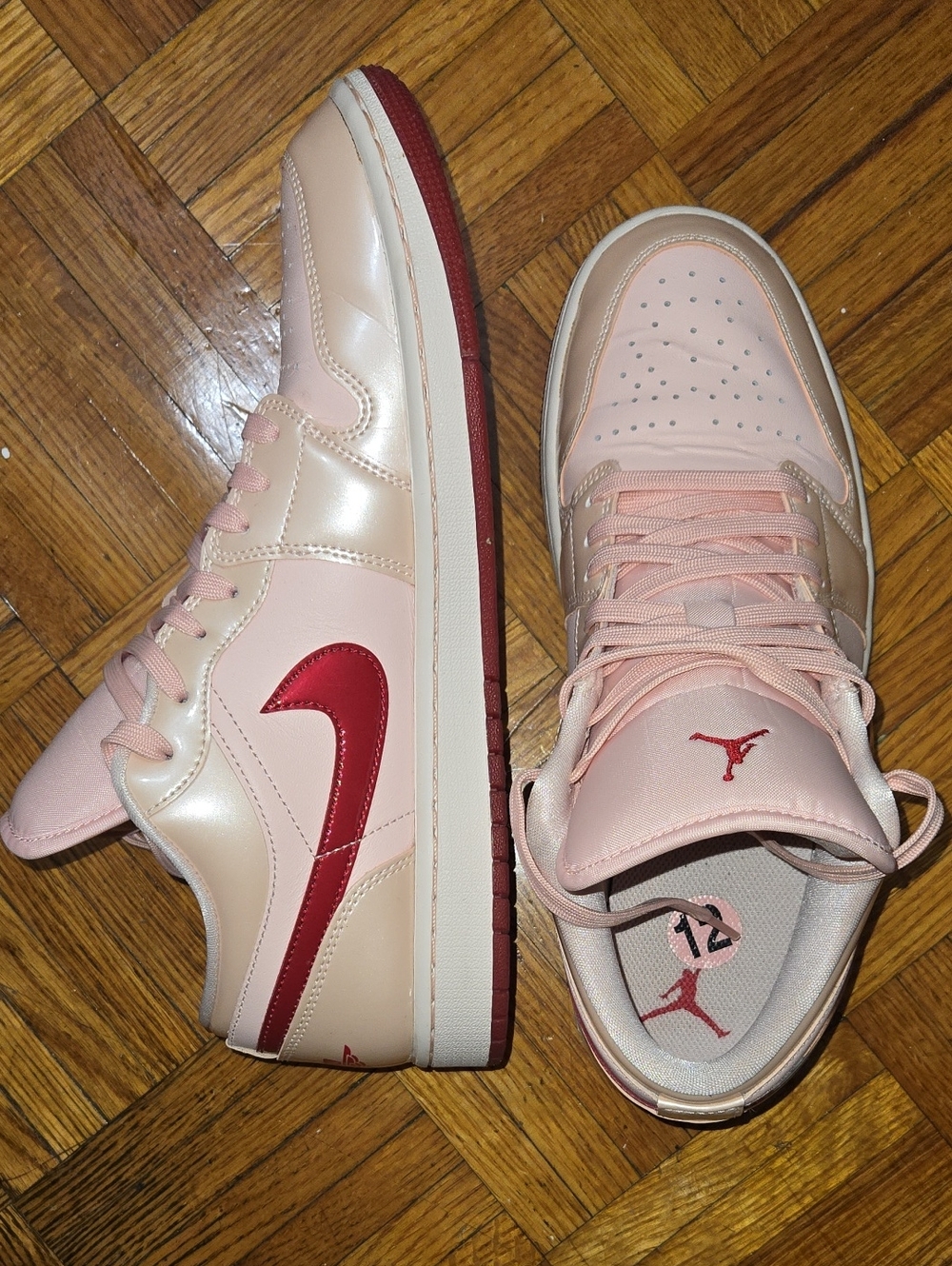 Women Jordan Low Pink with Red Swoosh (Valentine Day)